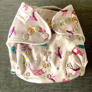 Lil Helper cloth diaper with snap in inserts